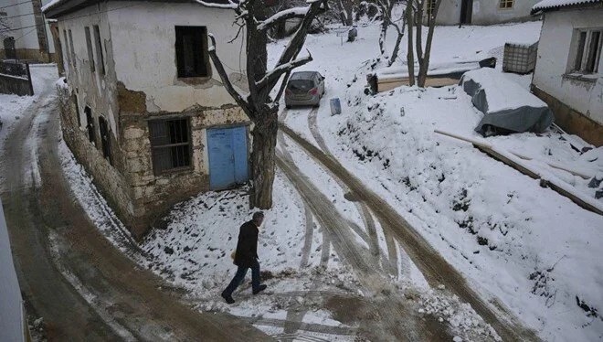 Kosovoda qar yağışı təsirli olub